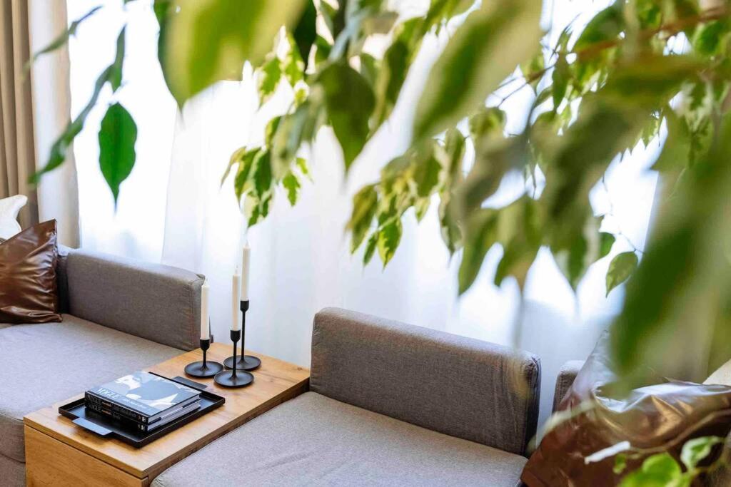 Stunning Views 2Br Intercontinental Flat Leilighet Bucureşti Eksteriør bilde